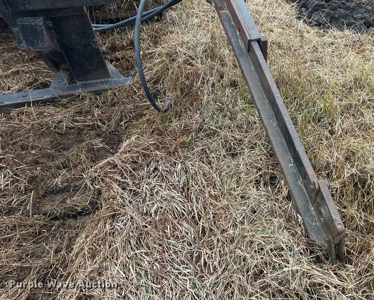 image for item EL0080 1971 International TD15B cable plow