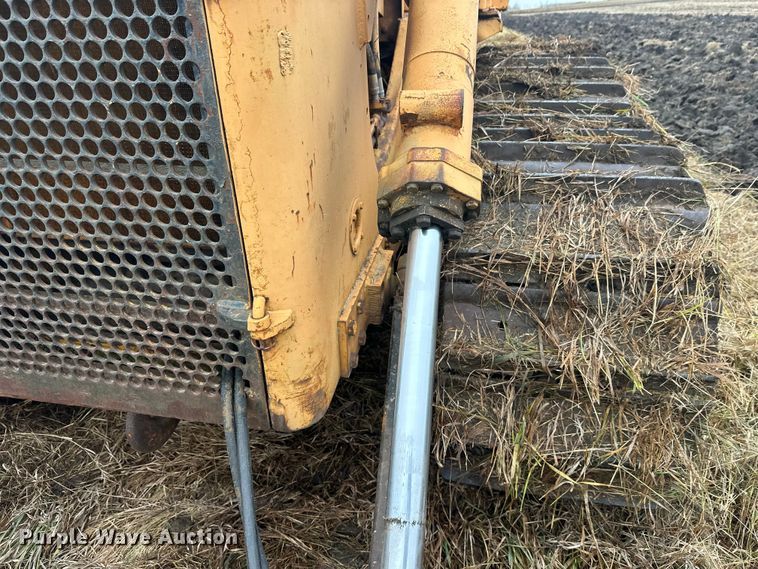 image for item EL0080 1971 International TD15B cable plow