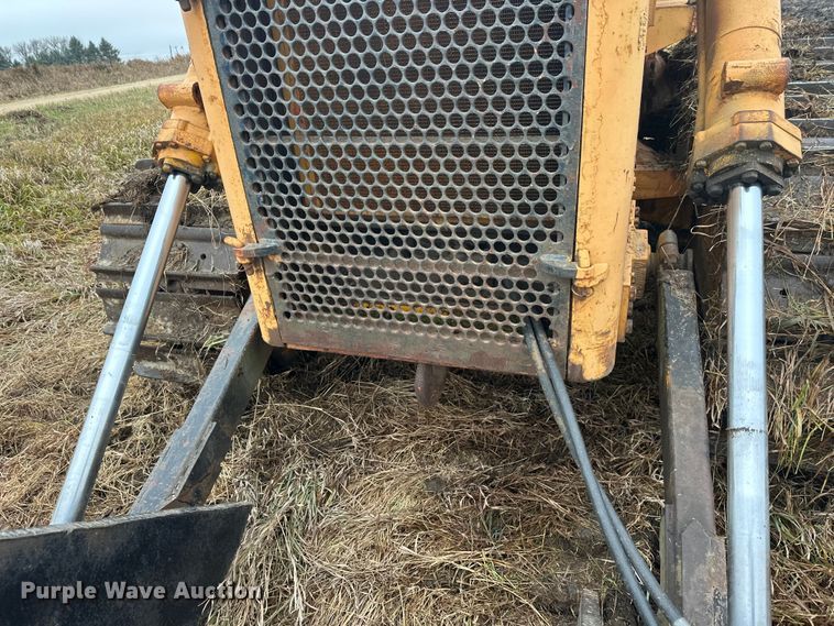 image for item EL0080 1971 International TD15B cable plow