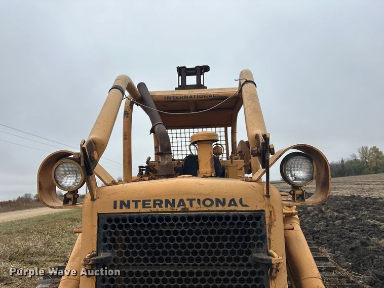 image for item EL0080 1971 International TD15B cable plow