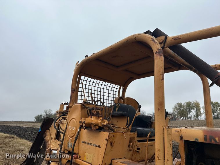 image for item EL0080 1971 International TD15B cable plow