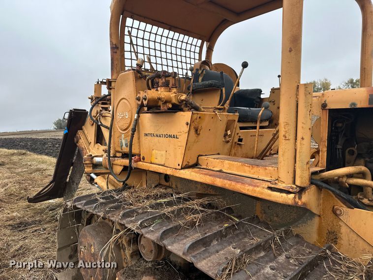 image for item EL0080 1971 International TD15B cable plow