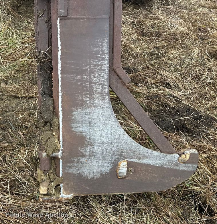 image for item EL0080 1971 International TD15B cable plow