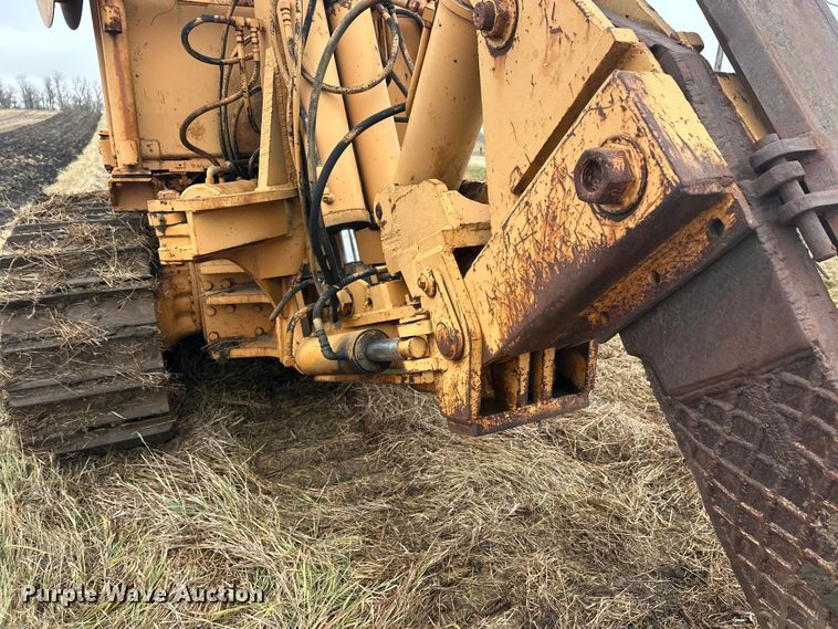 image for item EL0080 1971 International TD15B cable plow