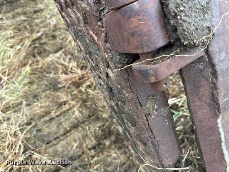 image for item EL0080 1971 International TD15B cable plow