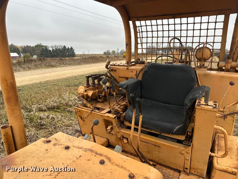 image for item EL0080 1971 International TD15B cable plow