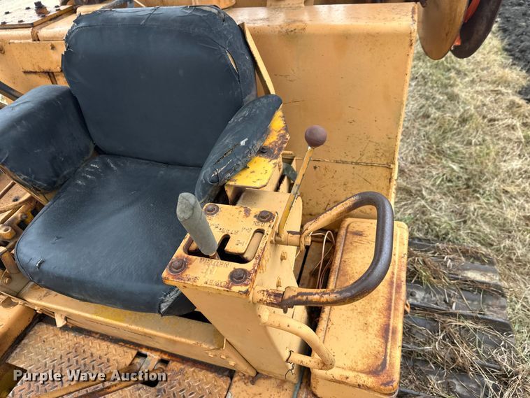 image for item EL0080 1971 International TD15B cable plow