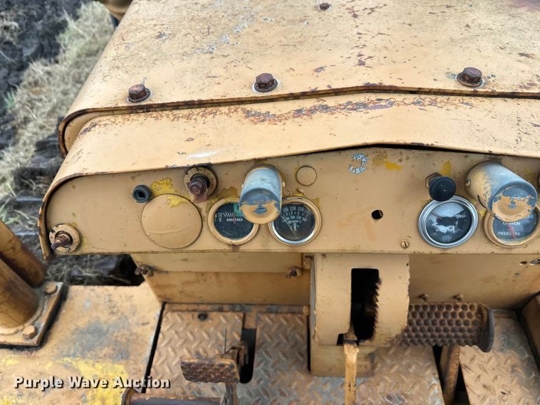 image for item EL0080 1971 International TD15B cable plow