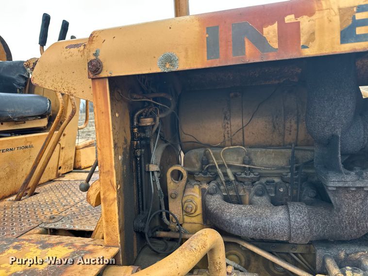 image for item EL0080 1971 International TD15B cable plow