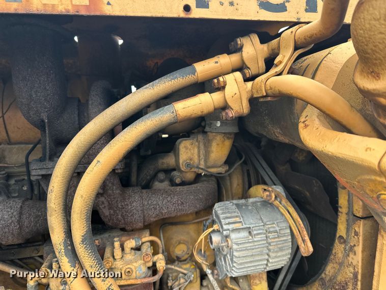 image for item EL0080 1971 International TD15B cable plow