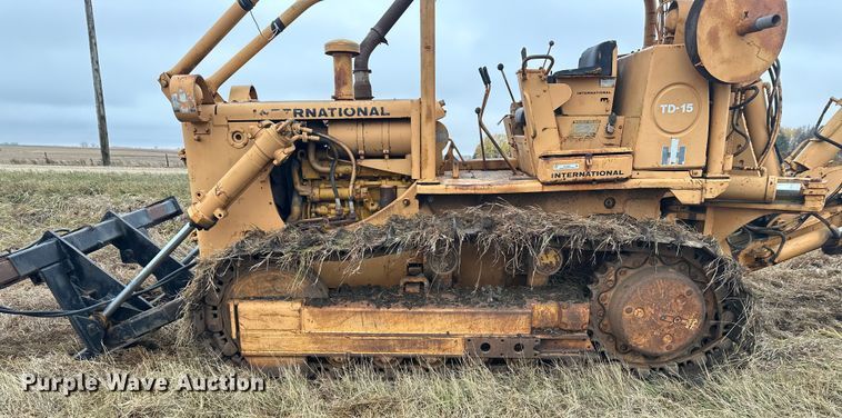 image for item EL0080 1971 International TD15B cable plow