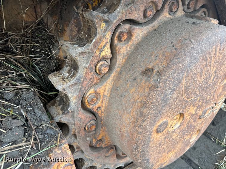 image for item EL0080 1971 International TD15B cable plow