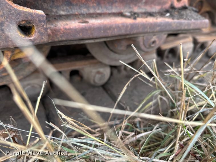 image for item EL0080 1971 International TD15B cable plow