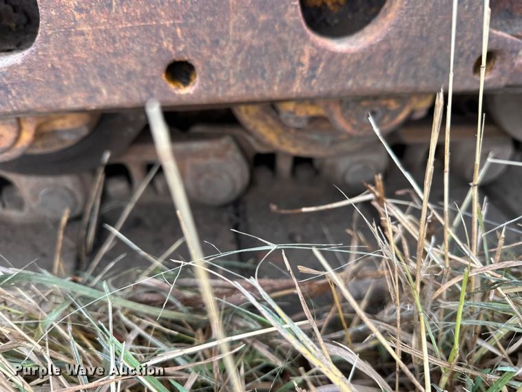 image for item EL0080 1971 International TD15B cable plow