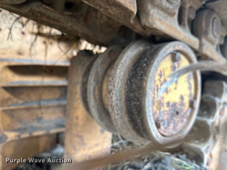 image for item EL0080 1971 International TD15B cable plow