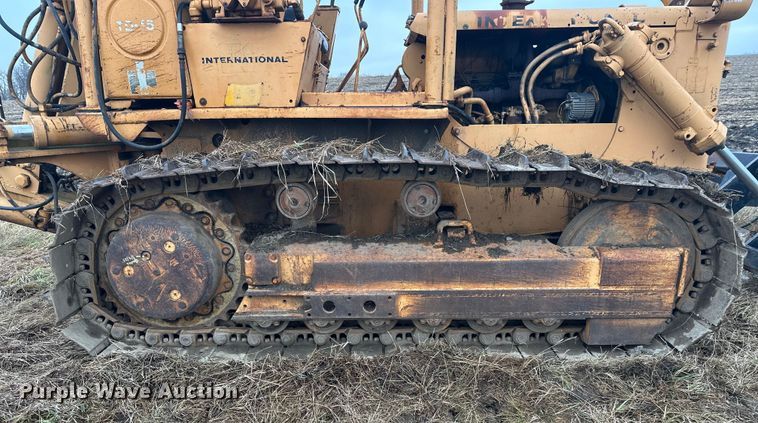 image for item EL0080 1971 International TD15B cable plow