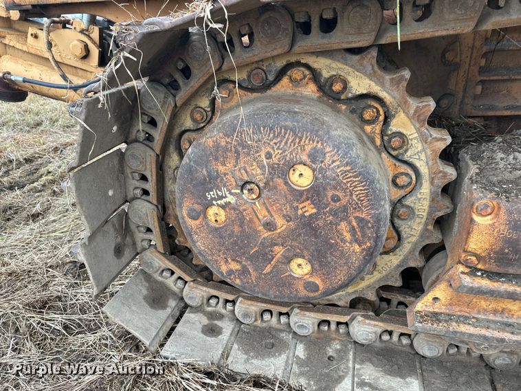 image for item EL0080 1971 International TD15B cable plow