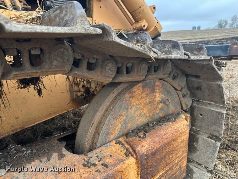 image for item EL0080 1971 International TD15B cable plow