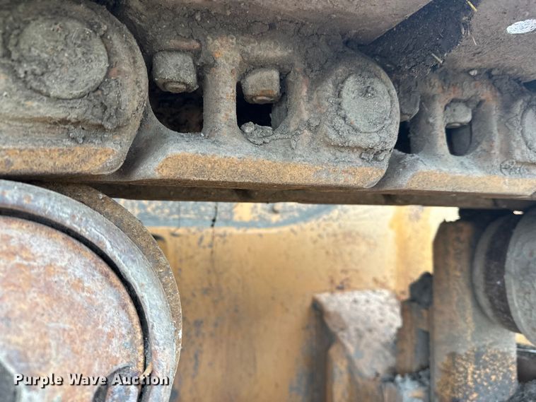 image for item EL0080 1971 International TD15B cable plow