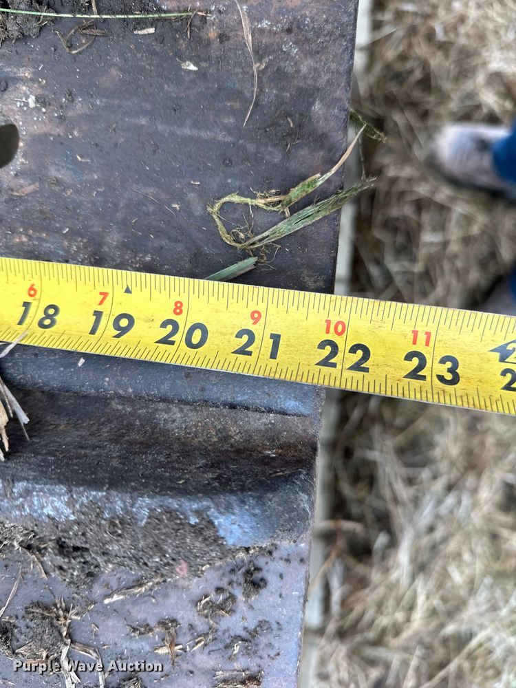 image for item EL0080 1971 International TD15B cable plow