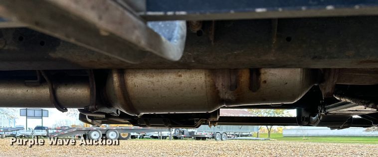 image for item EL0081 2015 RAM 5500 Crew Cab utility / service truck