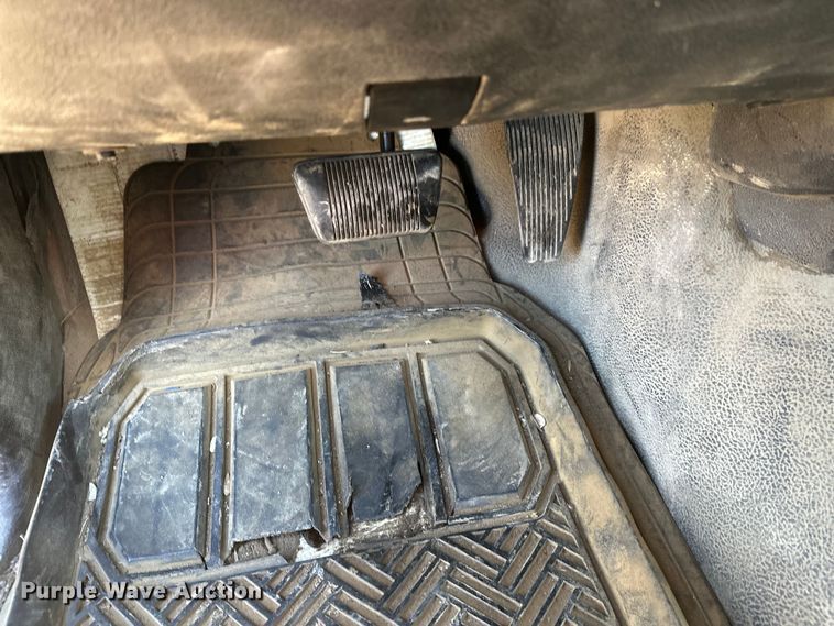 image for item EL0081 2015 RAM 5500 Crew Cab utility / service truck