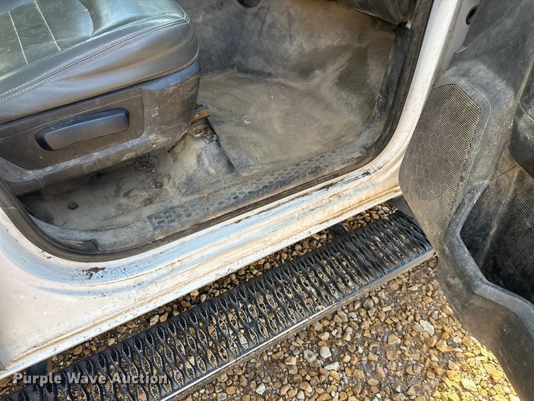 image for item EL0081 2015 RAM 5500 Crew Cab utility / service truck