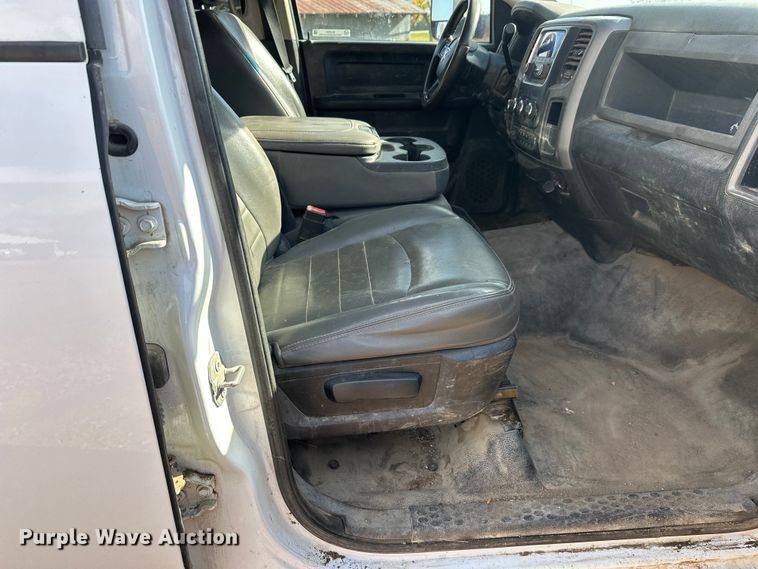 image for item EL0081 2015 RAM 5500 Crew Cab utility / service truck