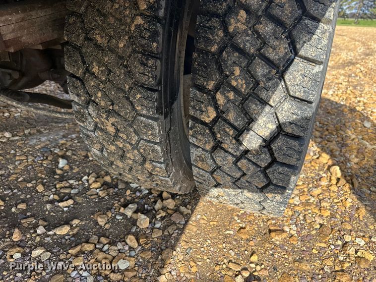 image for item EL0081 2015 RAM 5500 Crew Cab utility / service truck