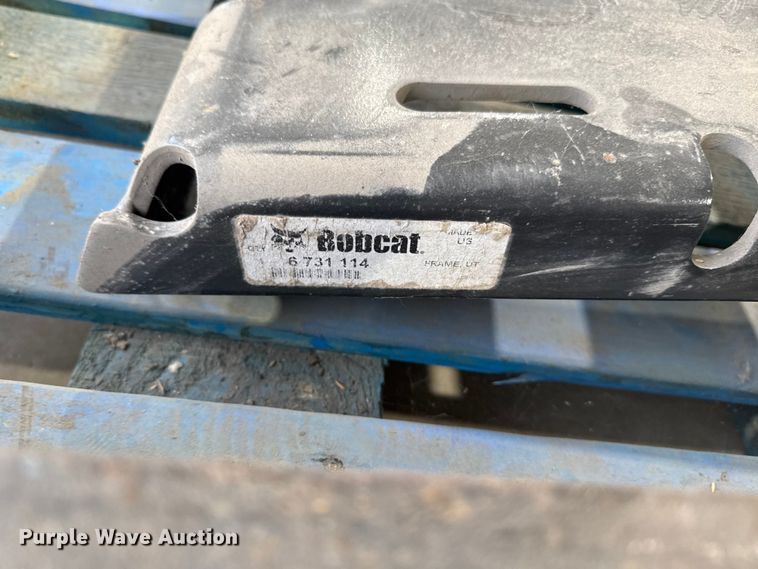 image for item EM2415 Skid steer attachments