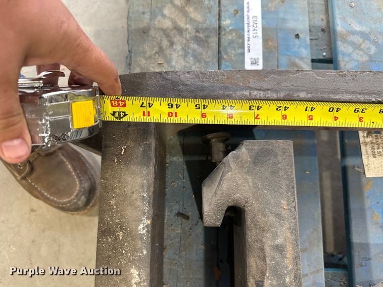 image for item EM2415 Skid steer attachments