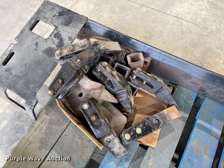 image for item EM2415 Skid steer attachments