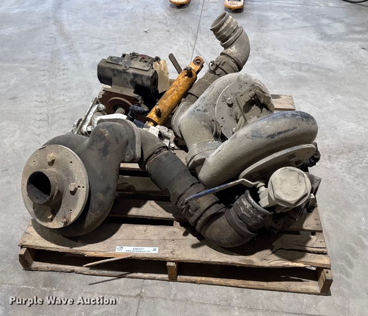 image for item EM2417 Assorted parts