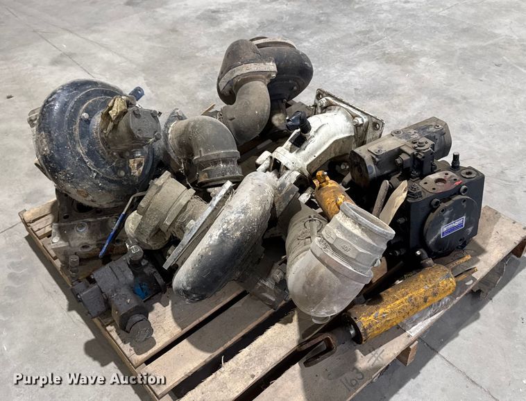 image for item EM2417 Assorted parts