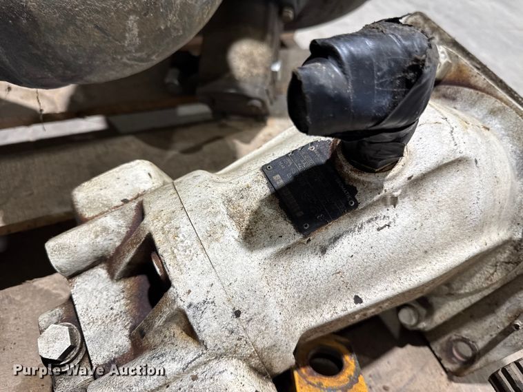 image for item EM2417 Assorted parts