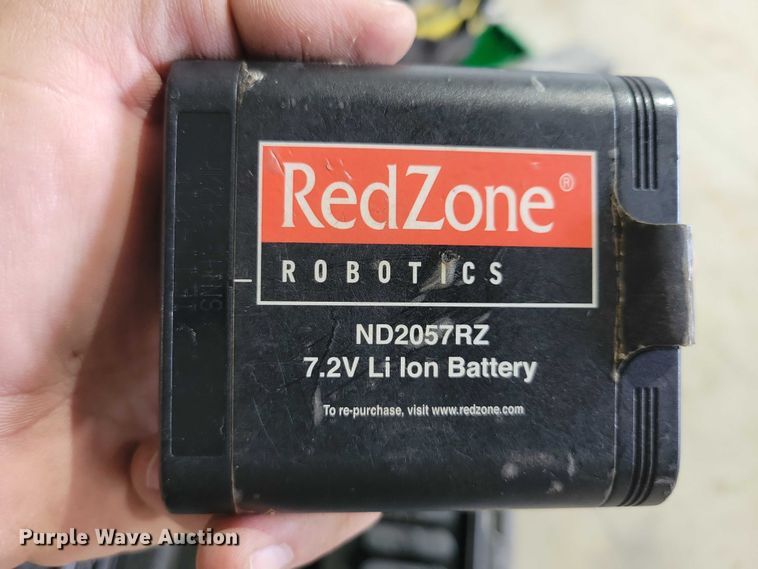 image for item EM2418 Assorted tools