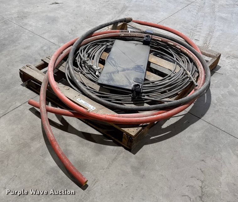 image for item EM2419 Assorted hoses and cables