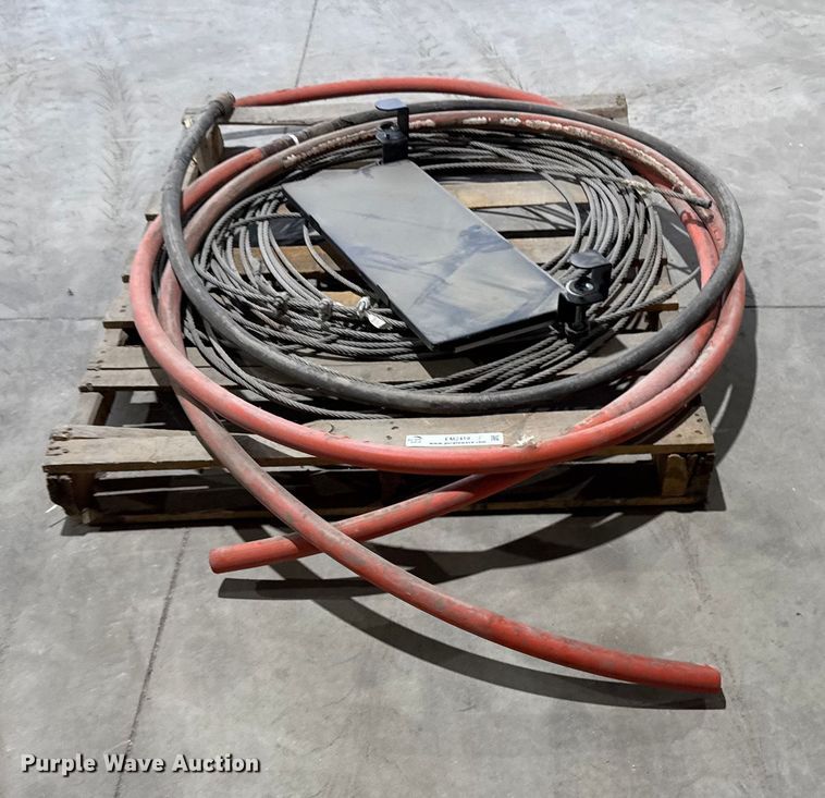 image for item EM2419 Assorted hoses and cables