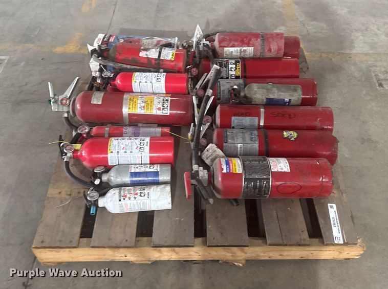 image for item EM2421 Approximately 17 fire extinguishers
