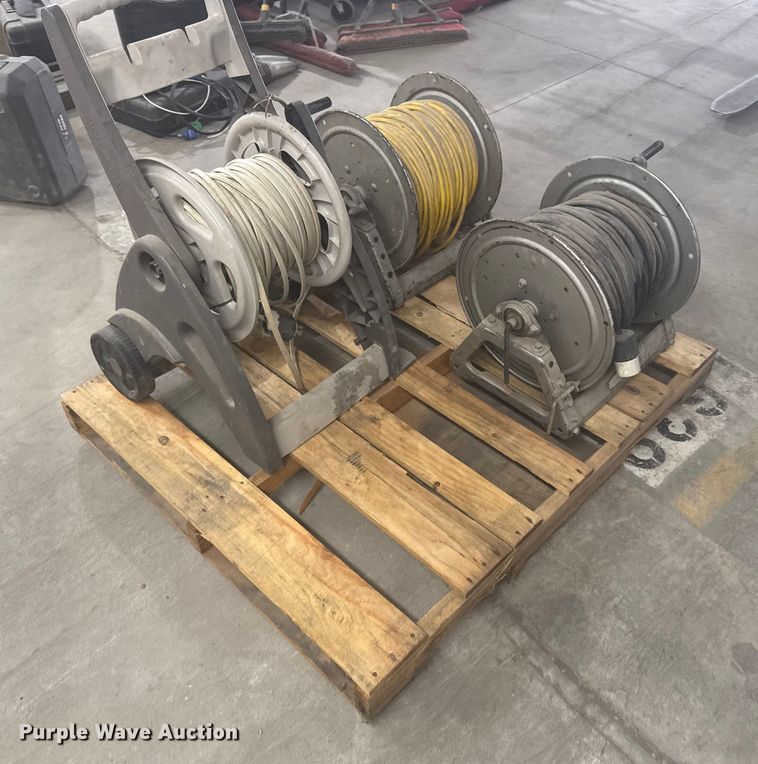 image for item EM2422 (3) electric cord reels