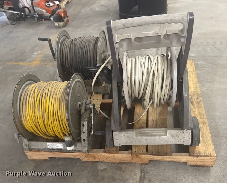 image for item EM2422 (3) electric cord reels