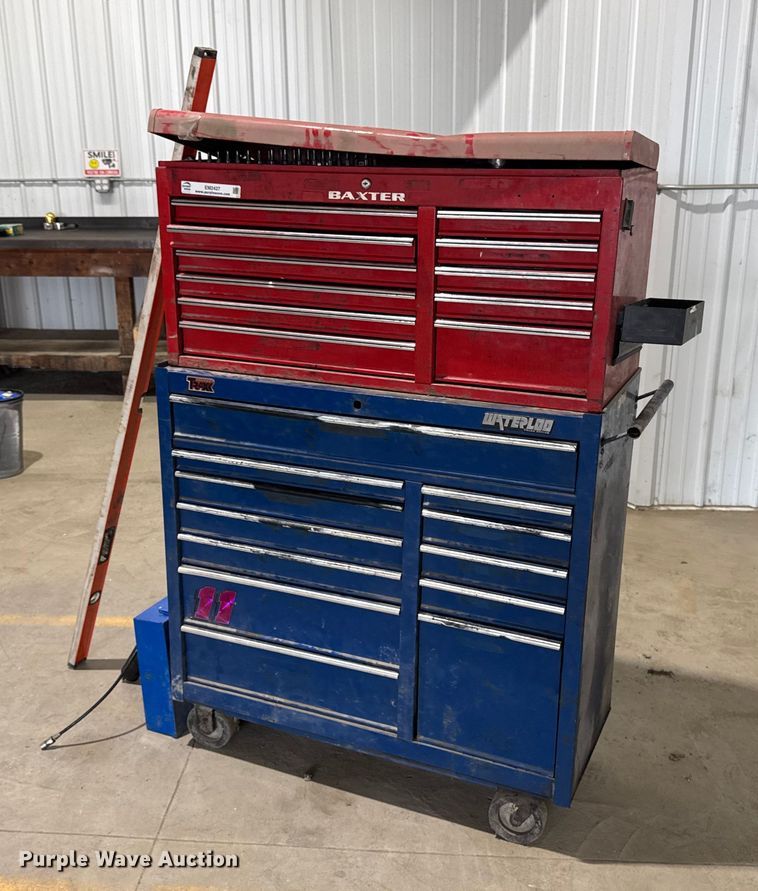 image for item EM2427 Assorted tools