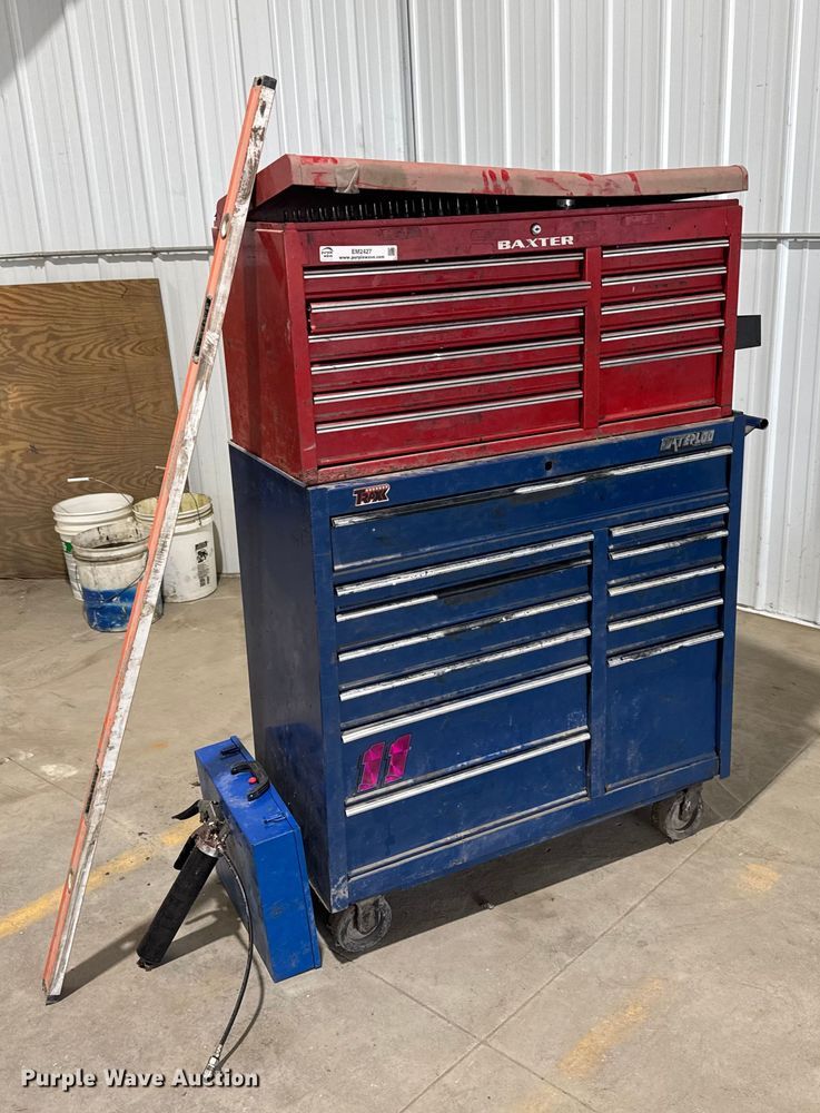 image for item EM2427 Assorted tools