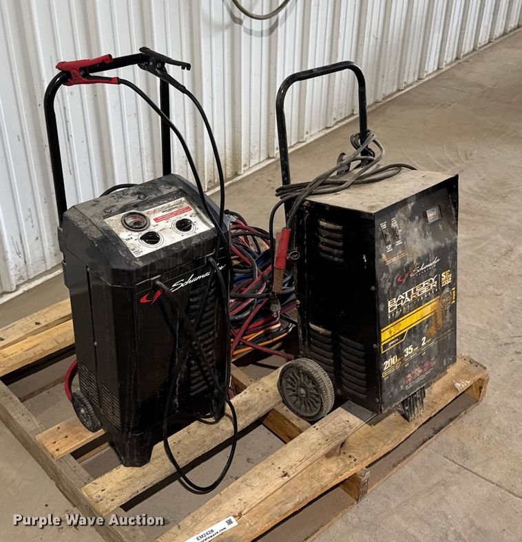 image for item EM2428 Assorted tools