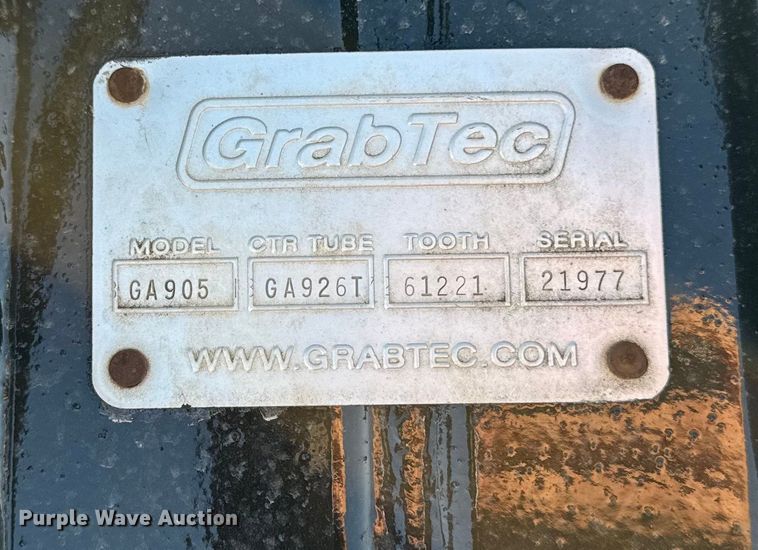 image for item EM2445 JRB Komatsu WA250-6 wheel loader grapple bucket