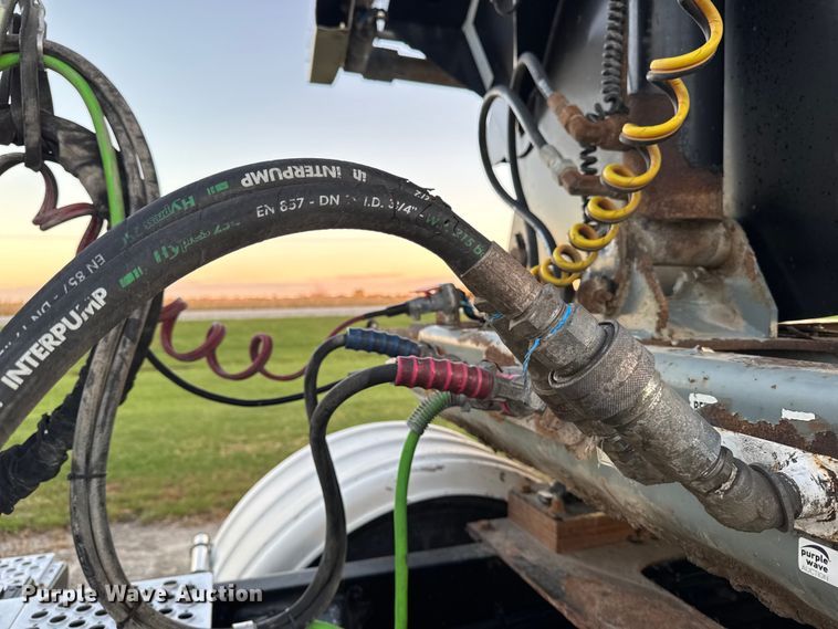 image for item EM2450 2016 Kenworth T680 semi truck