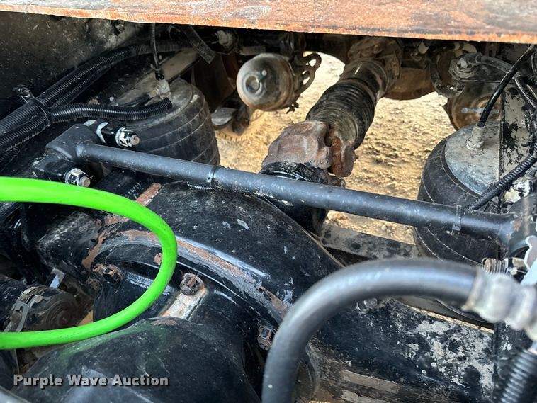 image for item EM2450 2016 Kenworth T680 semi truck