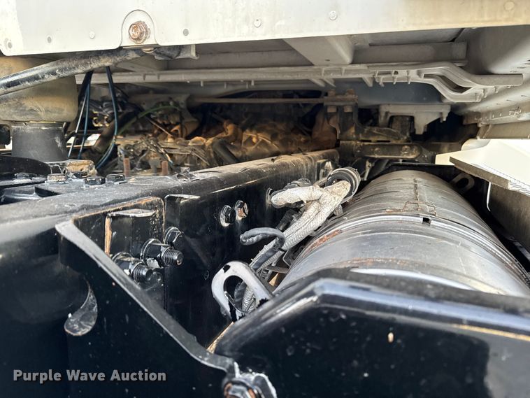 image for item EM2450 2016 Kenworth T680 semi truck