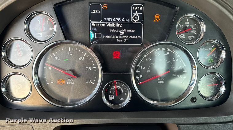 image for item EM2450 2016 Kenworth T680 semi truck