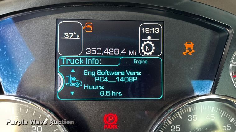 image for item EM2450 2016 Kenworth T680 semi truck